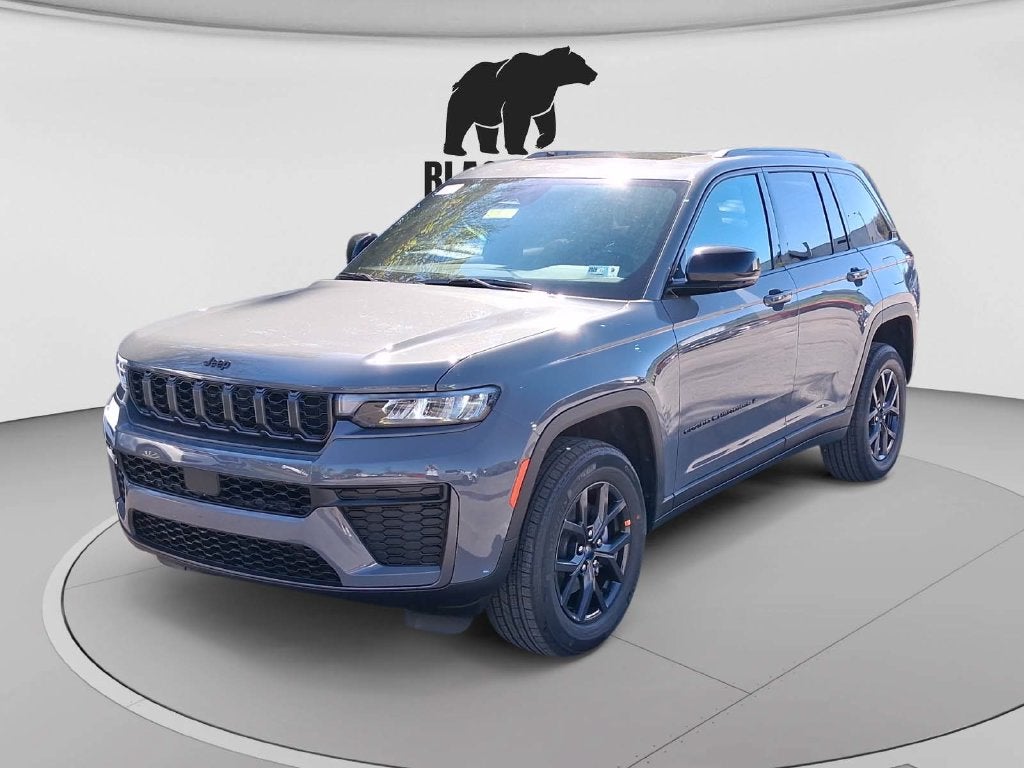 2027 Jeep Grand Cherokee GRAND CHEROKEE LAREDO ALTITUDE 4X4
