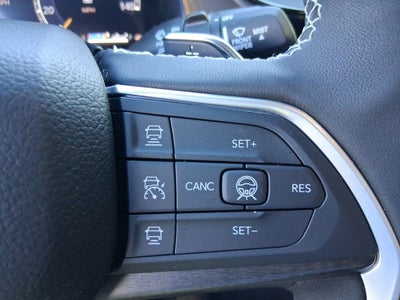 2026 Jeep Grand Cherokee GRAND CHEROKEE LAREDO ALTITUDE 4X4