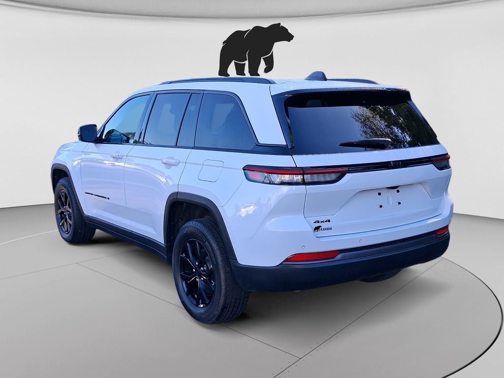 2026 Jeep Grand Cherokee GRAND CHEROKEE LAREDO ALTITUDE 4X4