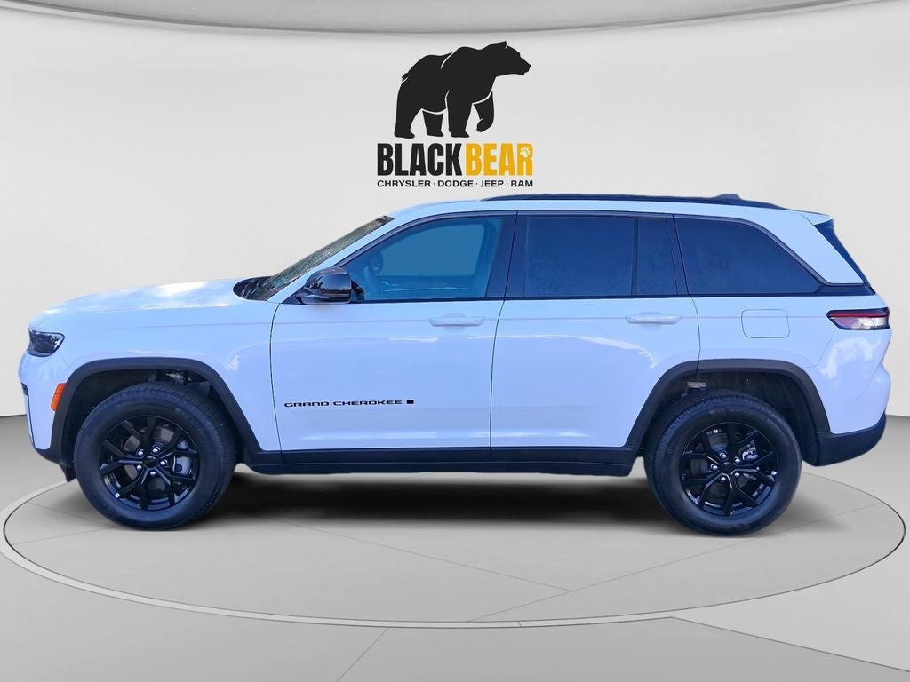 2026 Jeep Grand Cherokee GRAND CHEROKEE LAREDO ALTITUDE 4X4