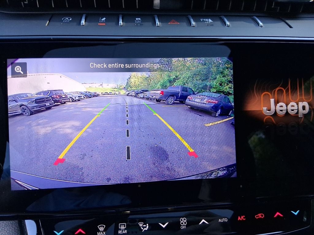 2026 Jeep Grand Cherokee GRAND CHEROKEE LAREDO ALTITUDE 4X4