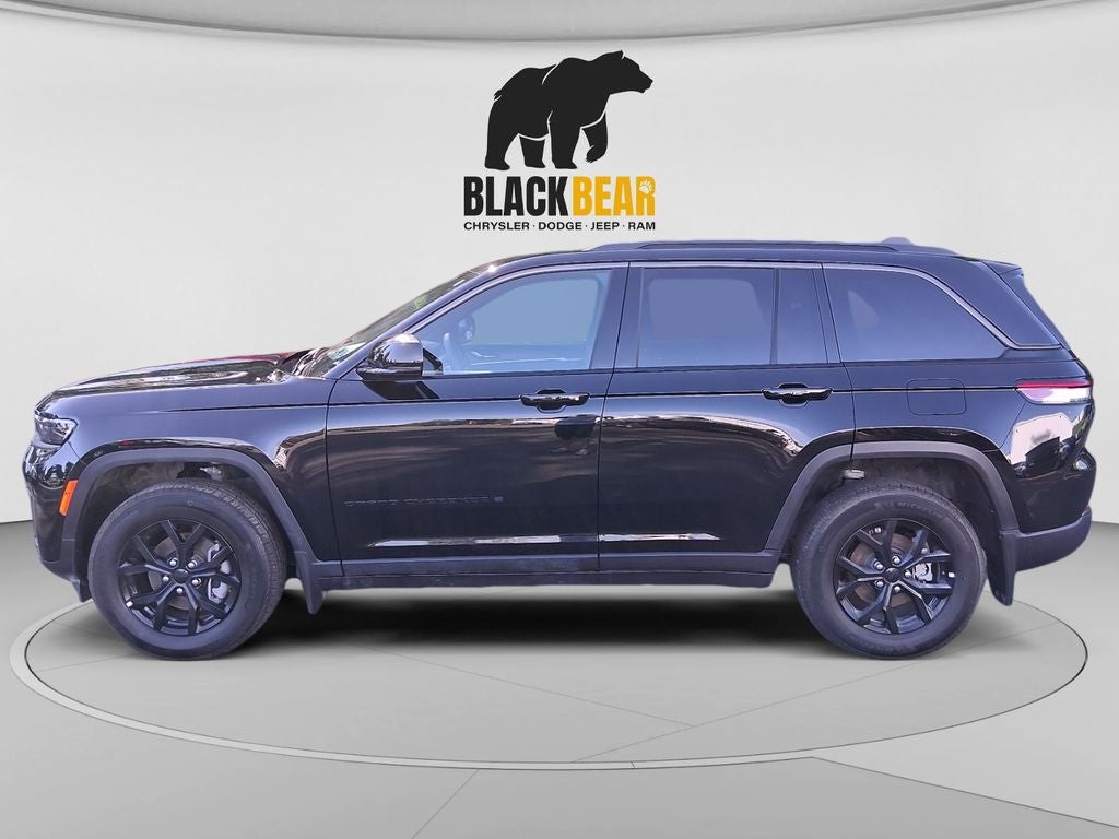 2026 Jeep Grand Cherokee GRAND CHEROKEE LAREDO ALTITUDE 4X4