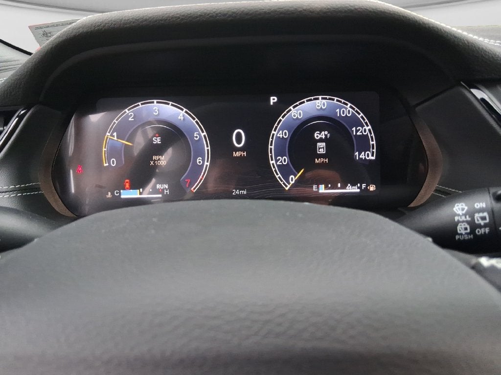 2027 Jeep Grand Cherokee GRAND CHEROKEE LAREDO ALTITUDE 4X4