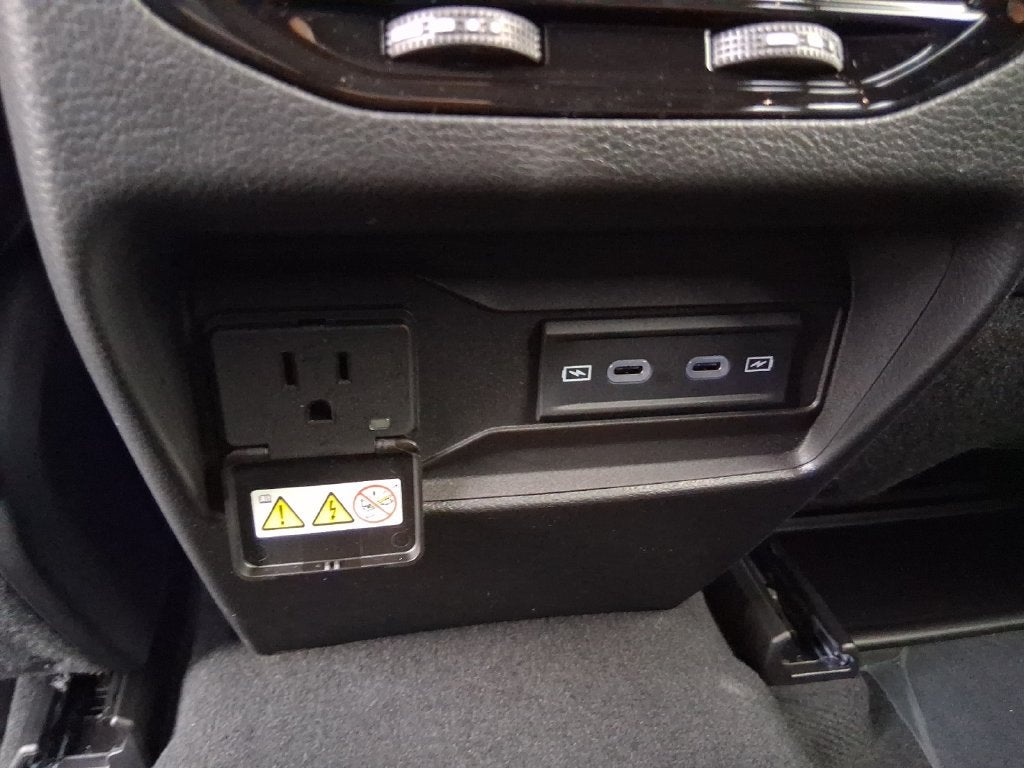 2027 Jeep Grand Cherokee GRAND CHEROKEE LAREDO ALTITUDE 4X4