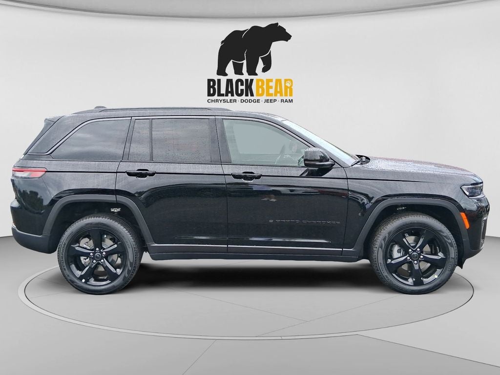 2027 Jeep Grand Cherokee GRAND CHEROKEE LIMITED 4X4