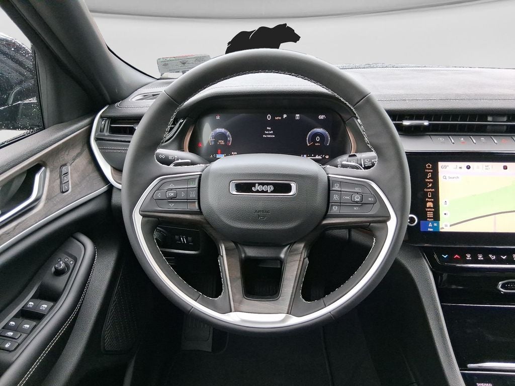 2027 Jeep Grand Cherokee GRAND CHEROKEE LIMITED 4X4