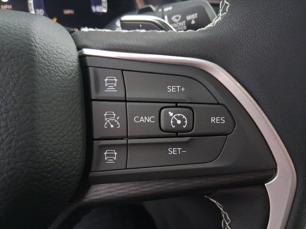2027 Jeep Grand Cherokee L GRAND CHEROKEE L LAREDO 4X4
