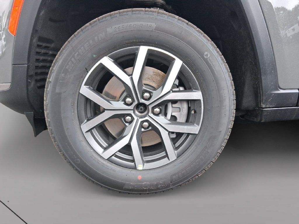 2027 Jeep Grand Cherokee L GRAND CHEROKEE L LAREDO 4X4