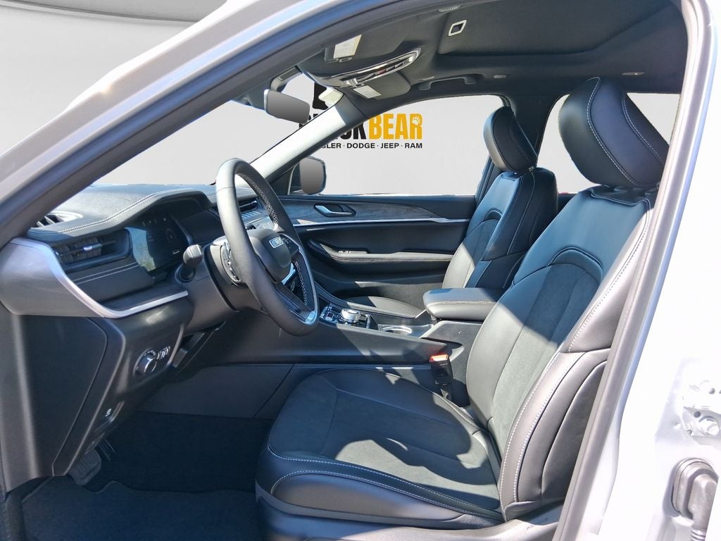 2026 Jeep Grand Cherokee L GRAND CHEROKEE L LAREDO ALTITUDE 4X4