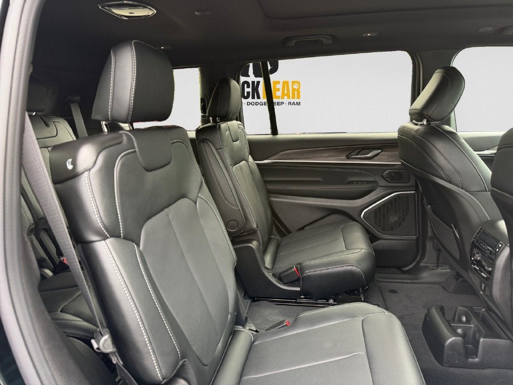 2027 Jeep Grand Cherokee L GRAND CHEROKEE L LIMITED RESERVE 4X4