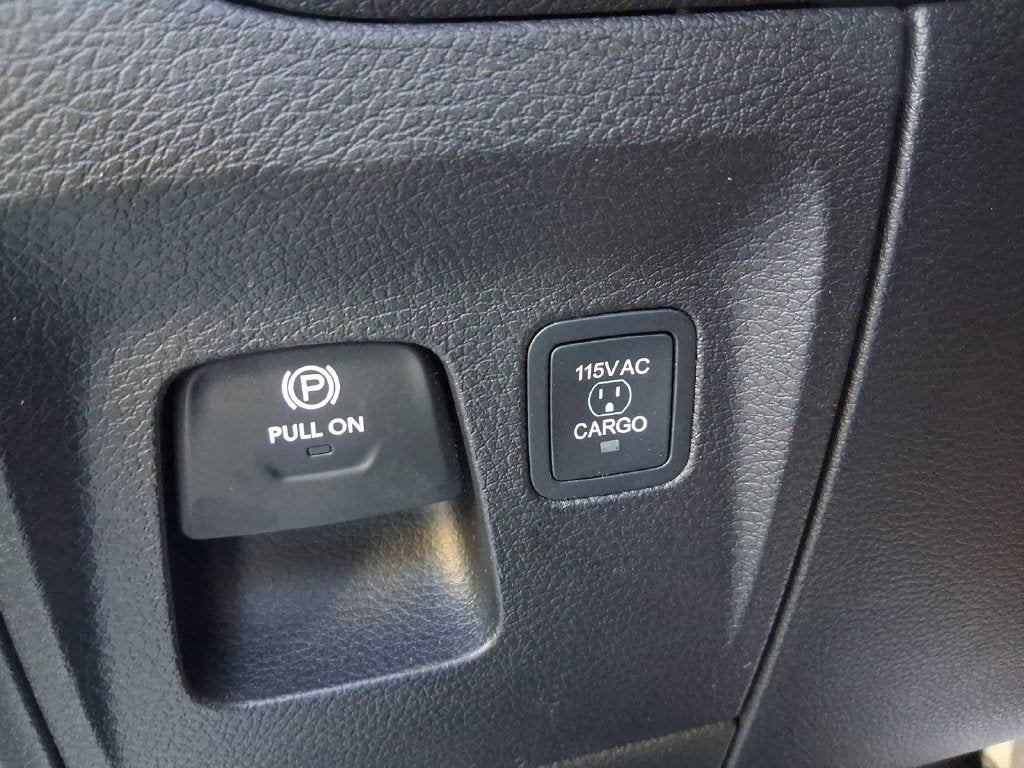 2027 RAM Ram 1500 RAM 1500 EXPRESS CREW CAB 4X4 5'7' BOX