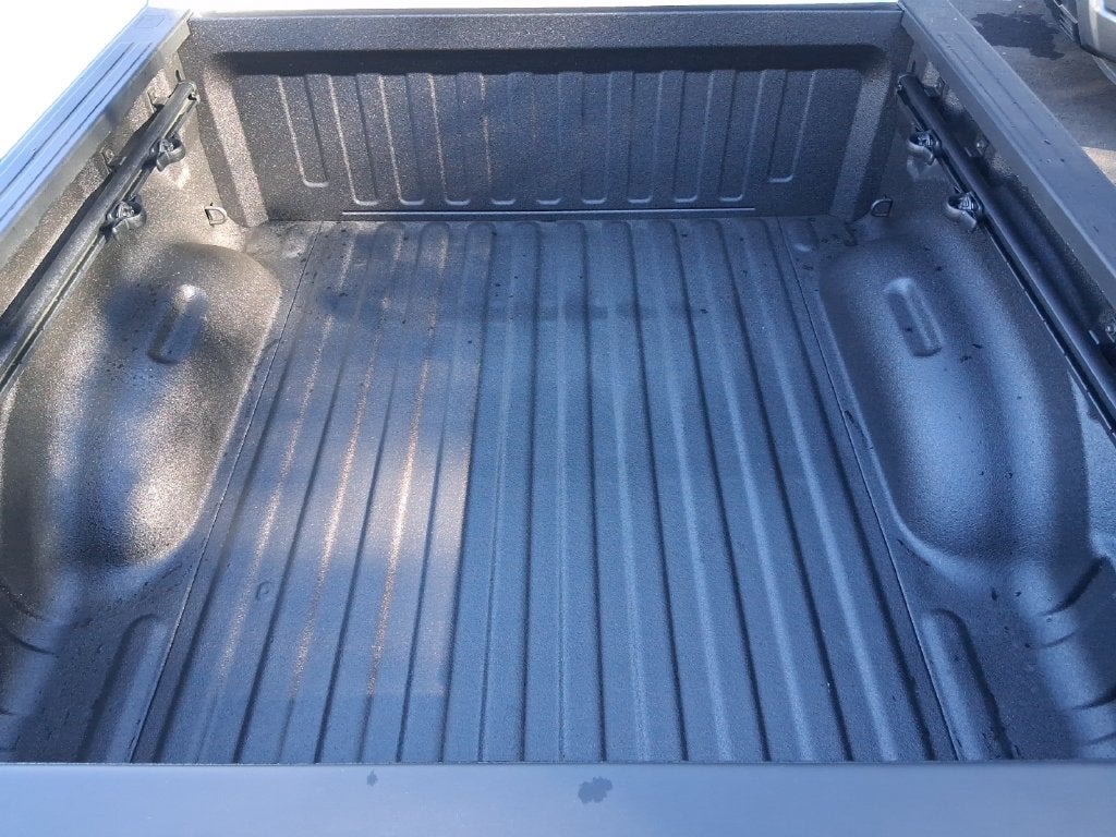 2027 RAM Ram 1500 RAM 1500 EXPRESS CREW CAB 4X4 5'7' BOX
