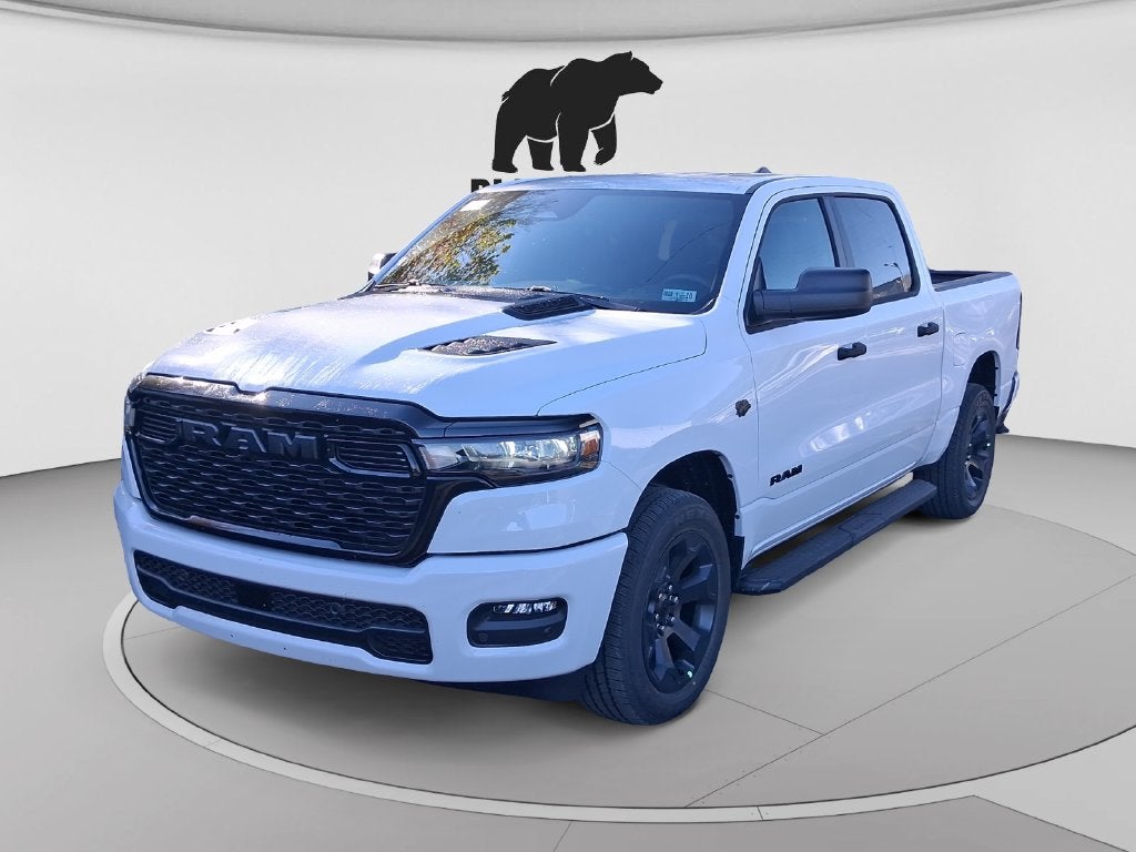 2027 RAM Ram 1500 RAM 1500 EXPRESS CREW CAB 4X4 5'7' BOX