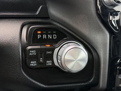 2022 RAM 1500 Laramie Crew Cab 4x4 5'7' Box