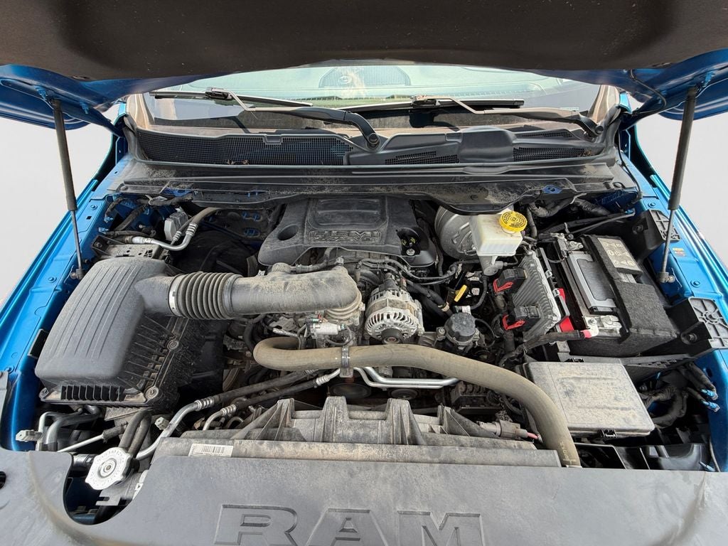 2022 RAM 1500 Laramie Crew Cab 4x4 5'7' Box