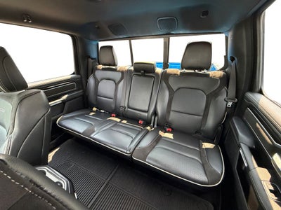 2022 RAM 1500 Laramie Crew Cab 4x4 5'7' Box