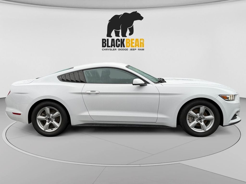 2017 Ford Mustang V6