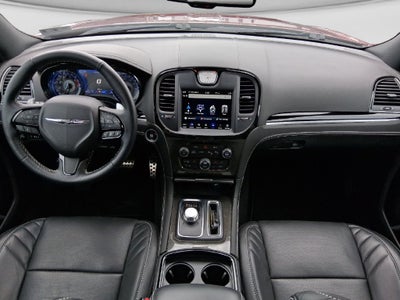 2023 Chrysler 300 300C