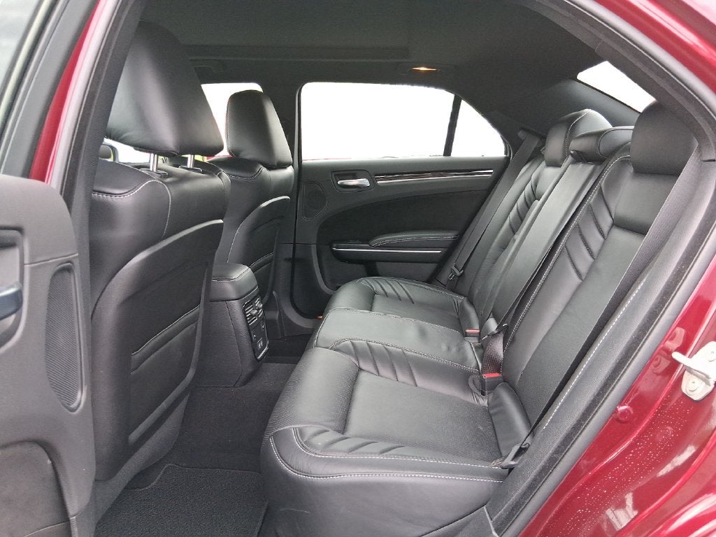 2023 Chrysler 300 300C