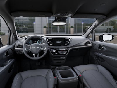 2025 Chrysler Voyager VOYAGER LX