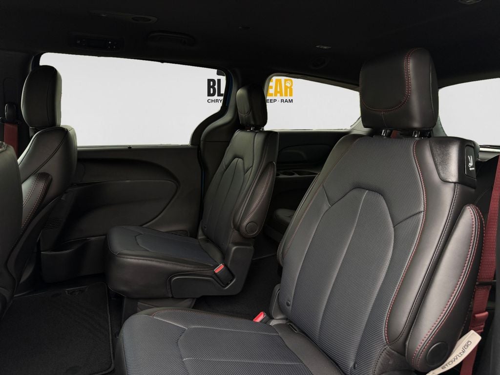 2027 Chrysler Pacifica PACIFICA SELECT AWD