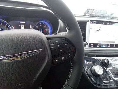 2026 Chrysler Pacifica PACIFICA SELECT AWD