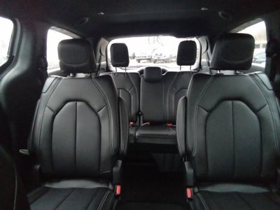 2026 Chrysler Pacifica PACIFICA SELECT AWD