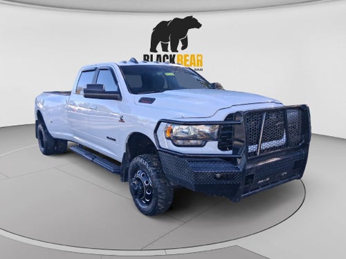 2022 RAM 3500 Big Horn Crew Cab 4x4 8' Box