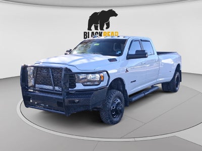 2022 RAM 3500 Big Horn Crew Cab 4x4 8' Box