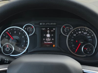 2026 RAM Ram 1500 RAM 1500 TRADESMAN CREW CAB 4X4 5'7' BOX