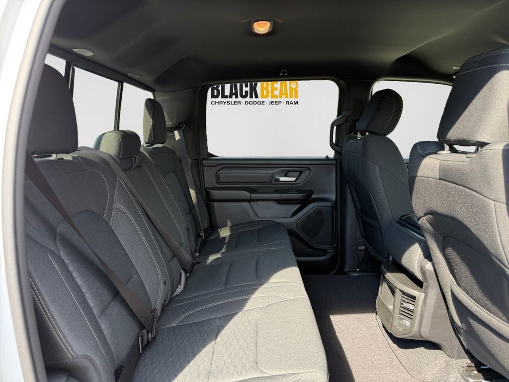 2026 RAM Ram 1500 RAM 1500 TRADESMAN CREW CAB 4X4 5'7' BOX