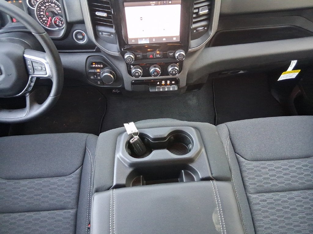 2026 RAM Ram 1500 RAM 1500 TRADESMAN CREW CAB 4X4 5'7' BOX