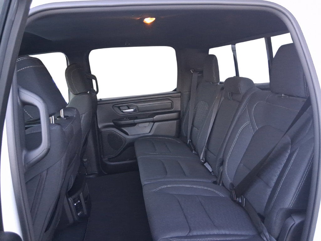 2026 RAM Ram 1500 RAM 1500 TRADESMAN CREW CAB 4X4 5'7' BOX
