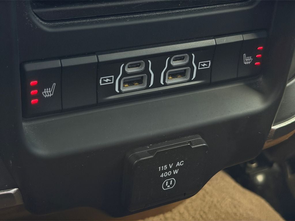 2023 RAM 2500 Laramie Crew Cab 4x4 6'4' Box
