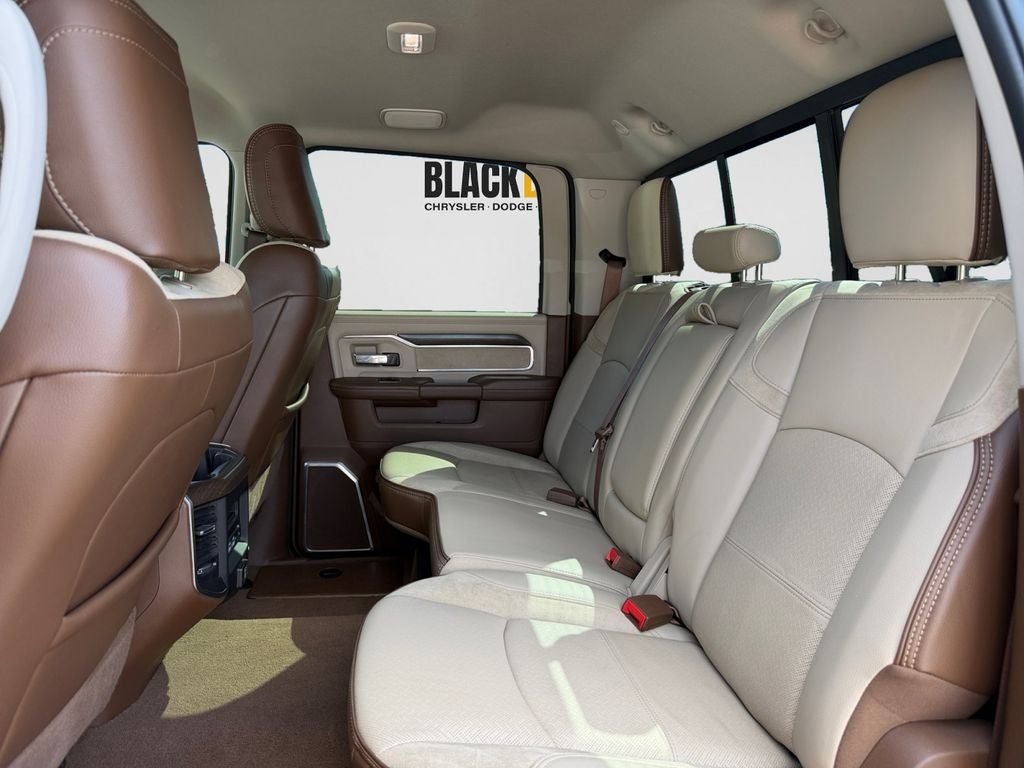 2023 RAM 2500 Laramie Crew Cab 4x4 6'4' Box
