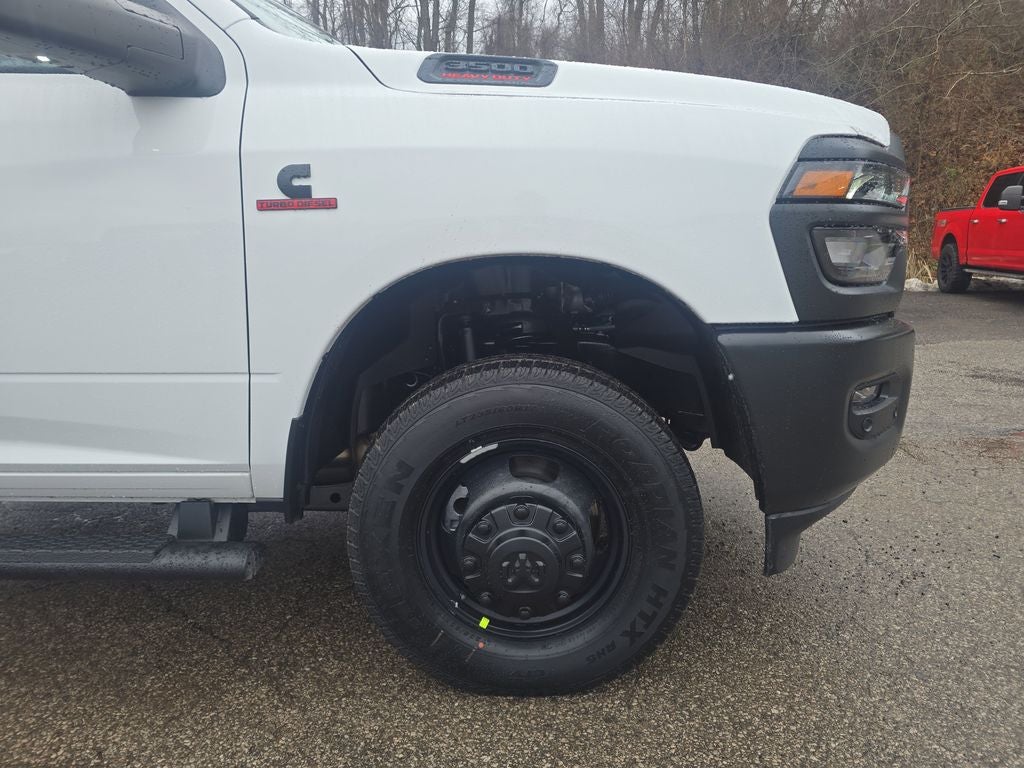 2026 RAM Ram 3500 Chassis Cab RAM 3500 TRADESMAN CREW CAB CHASSIS 4X4 60' CA