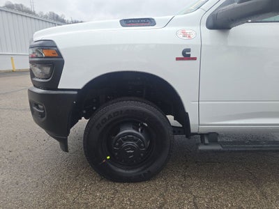 2026 RAM Ram 3500 Chassis Cab RAM 3500 TRADESMAN CREW CAB CHASSIS 4X4 60' CA