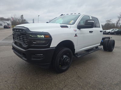 2026 RAM Ram 3500 Chassis Cab RAM 3500 TRADESMAN CREW CAB CHASSIS 4X4 60' CA