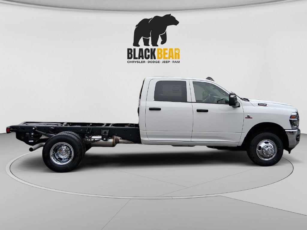 2027 RAM 3500 Chassis Cab Tradesman