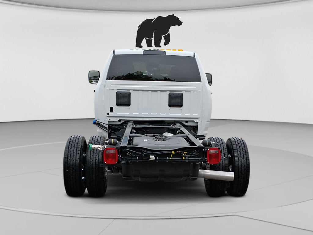 2027 RAM 3500 Chassis Cab Tradesman