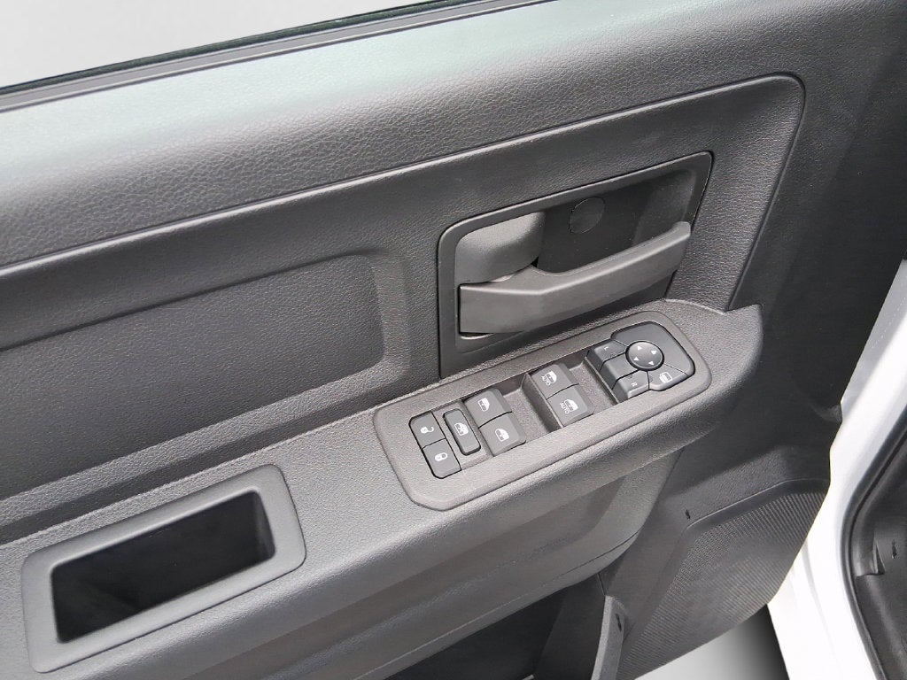 2027 RAM 3500 Chassis Cab Tradesman