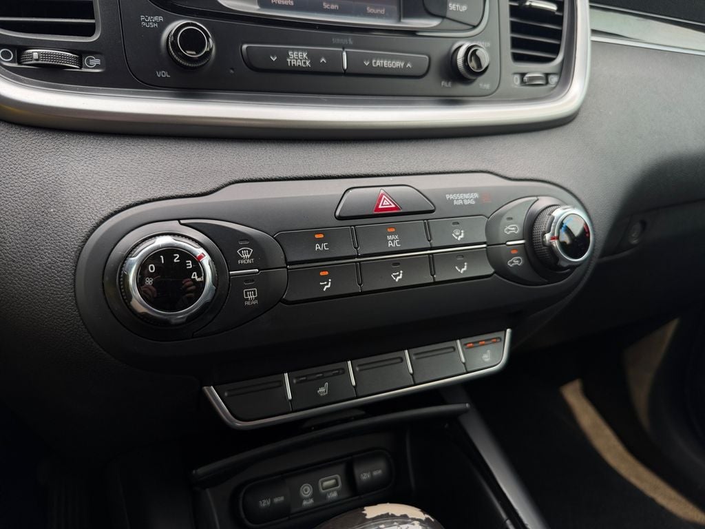 2016 Kia Sorento 2.4L LX