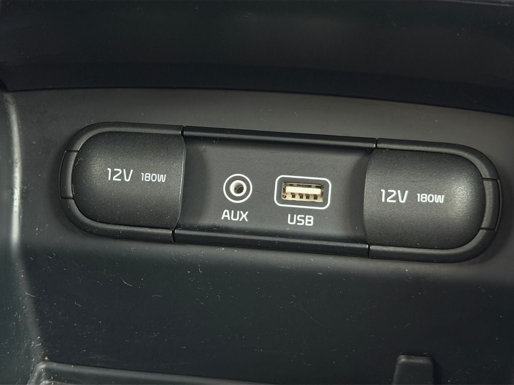 2016 Kia Sorento 2.4L LX