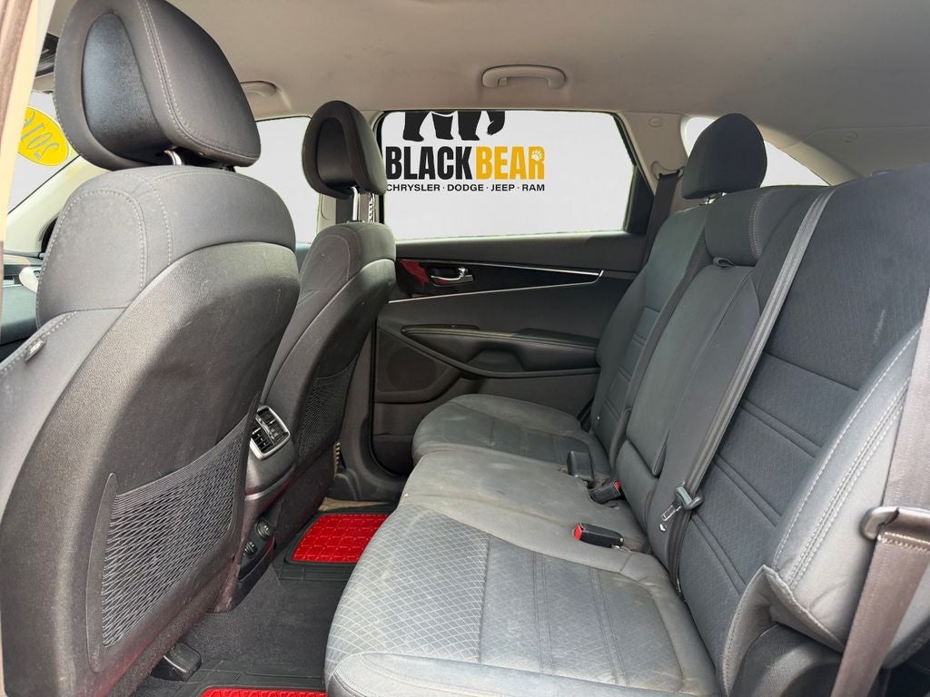 2016 Kia Sorento 2.4L LX