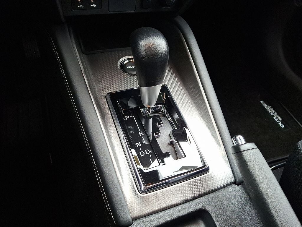 2026 Mitsubishi Outlander Sport 2.0 ES