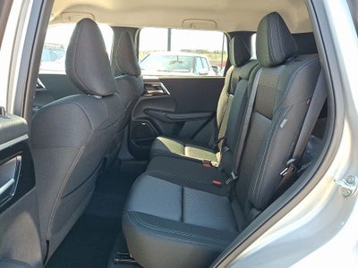 2026 Mitsubishi Outlander ES