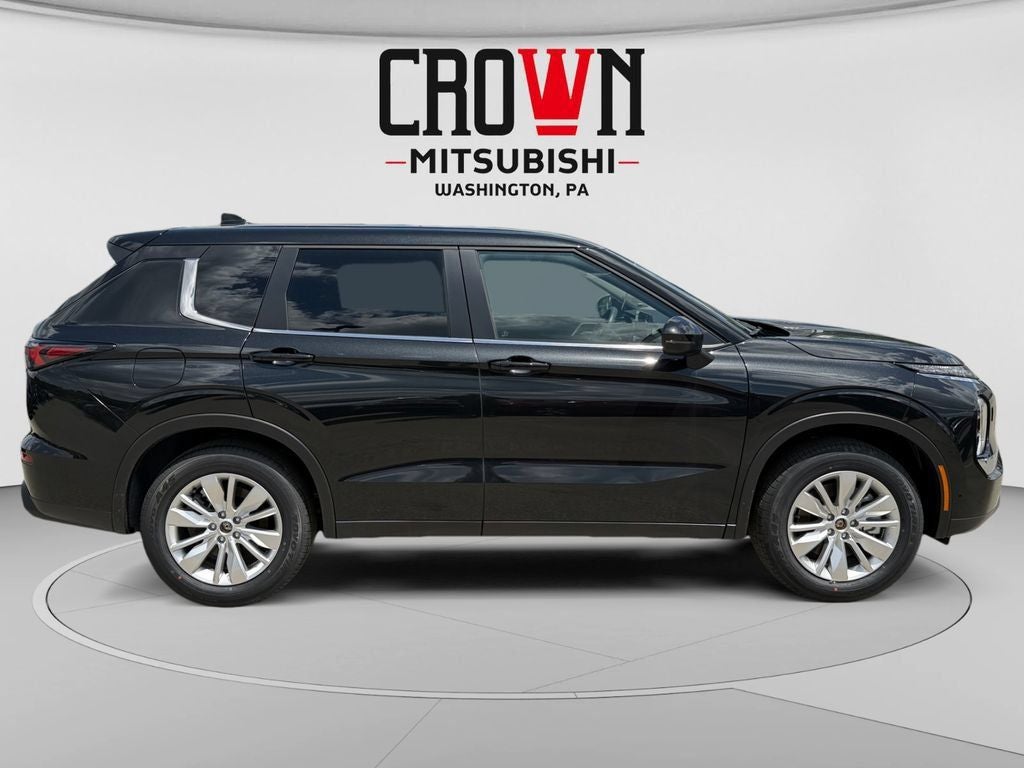 2026 Mitsubishi Outlander ES