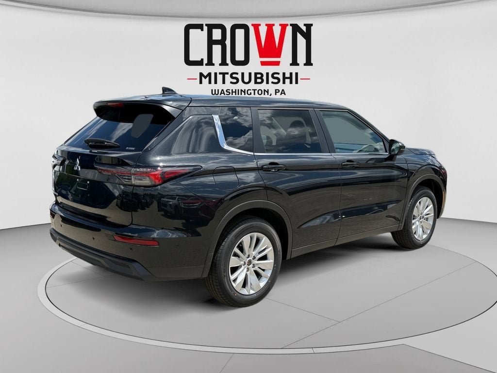 2026 Mitsubishi Outlander ES