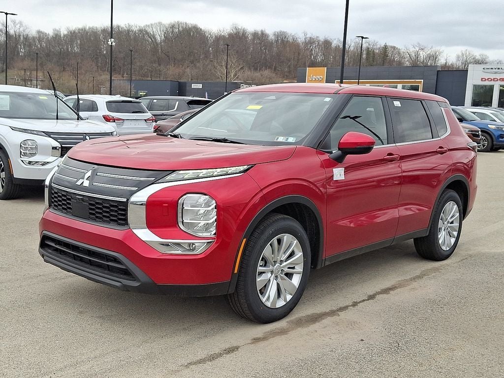 2026 Mitsubishi Outlander ES