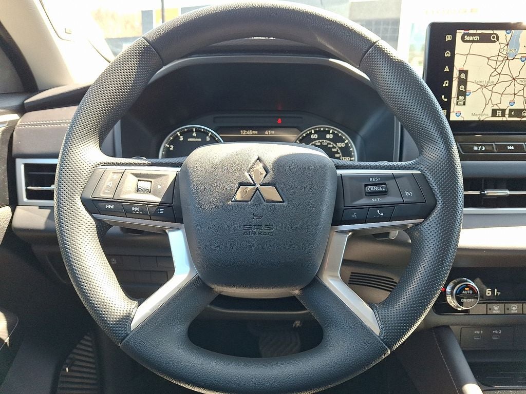 2026 Mitsubishi Outlander ES
